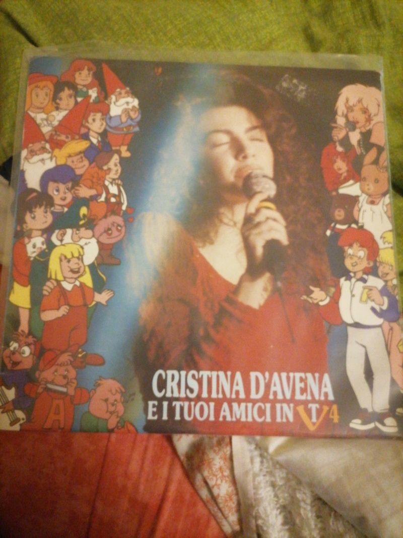 Cristina D' Avena e i tuoi amicinin tv 4